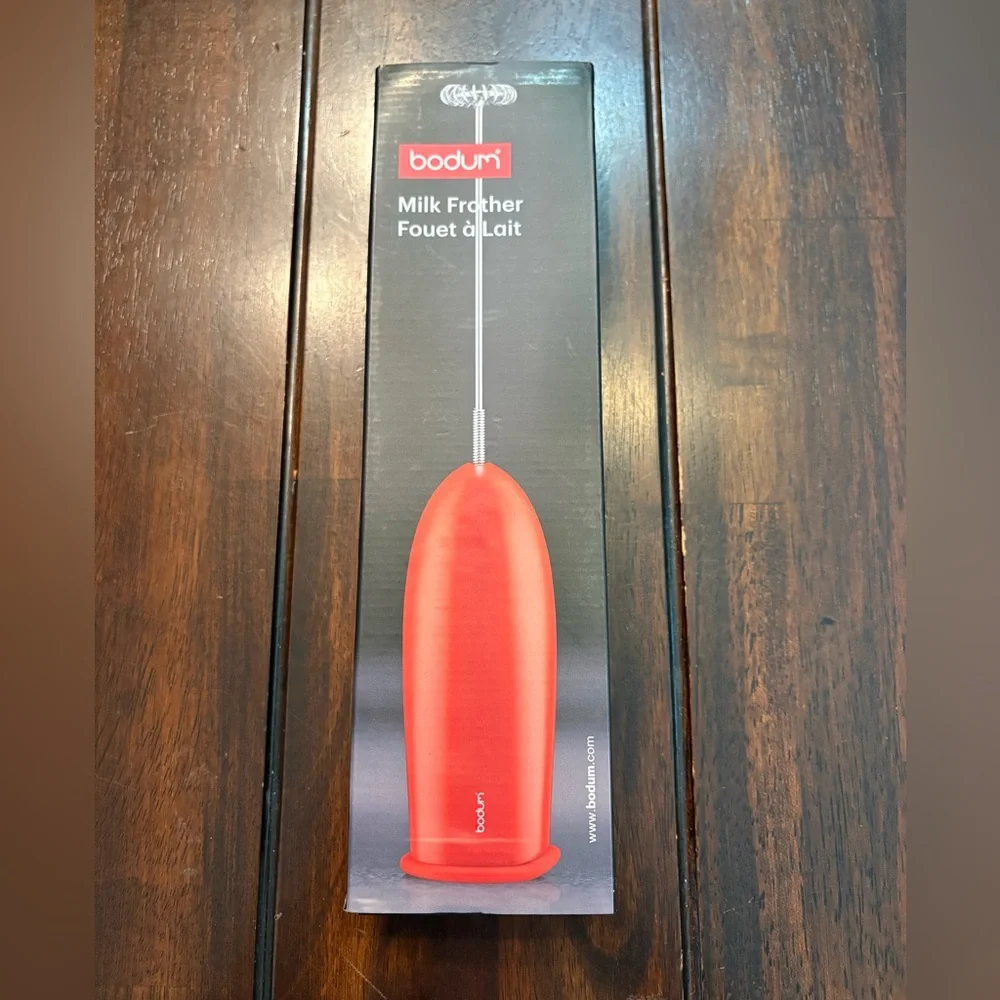 Bodum Red Handheld Milk Frother in Box